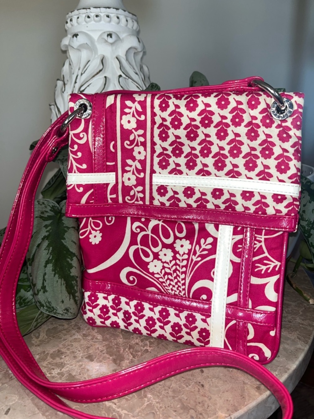 Vera Bradley RARE Floral Patterned Leather Accented Crossbody Bag Pink White